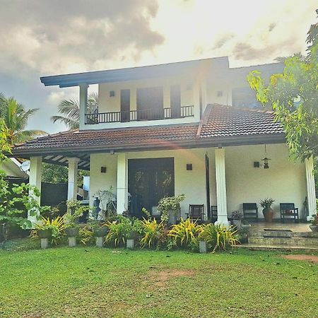 Bivora Villa Negombo Eksteriør bilde