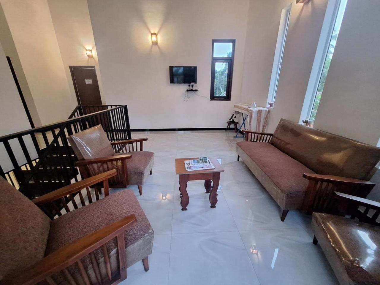 Bivora Villa Negombo Eksteriør bilde