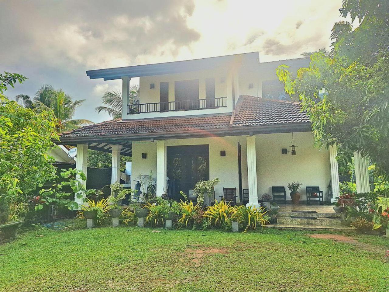 Bivora Villa Negombo Eksteriør bilde